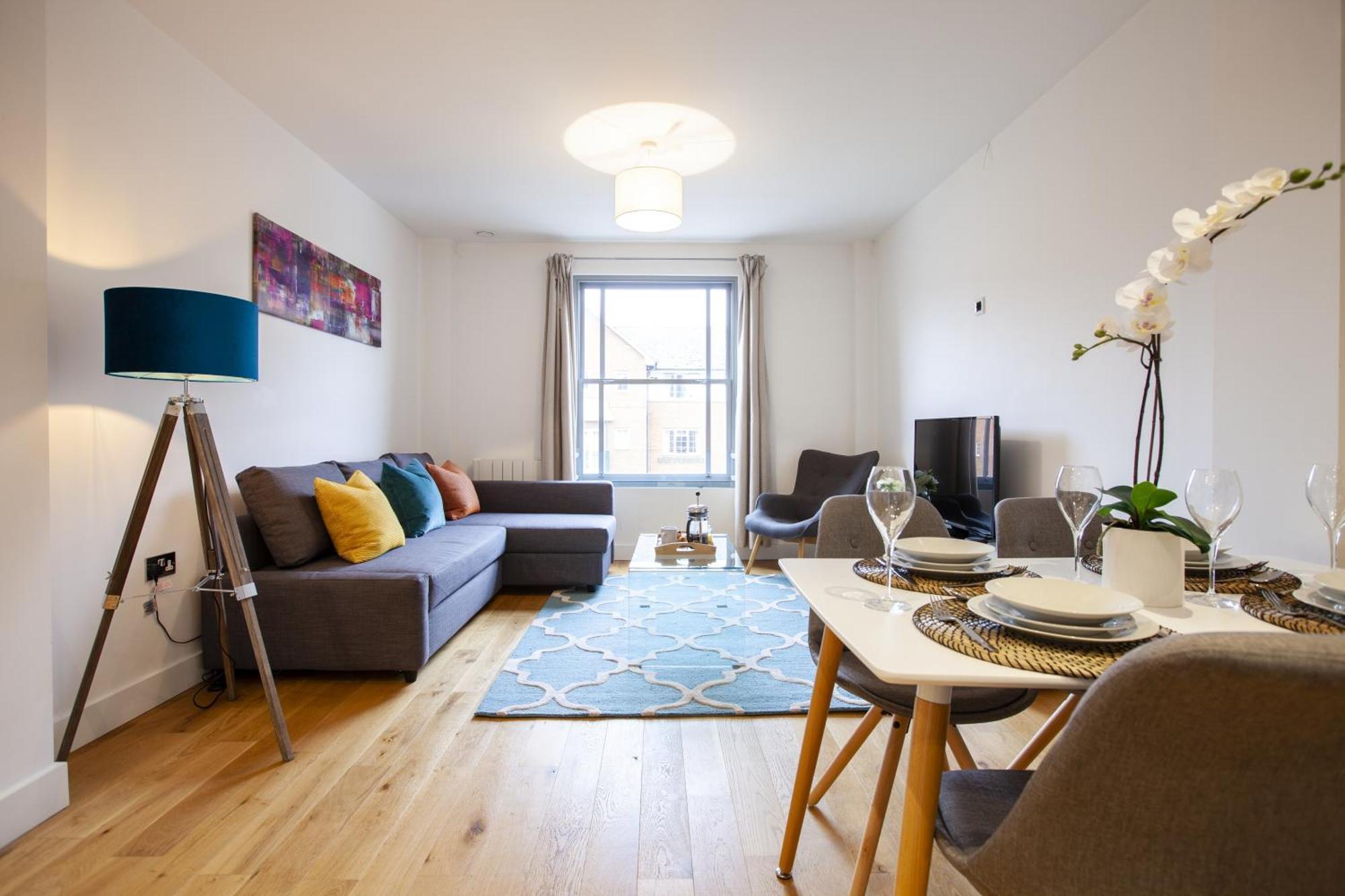 Urban Living'S ~ King Edward Luxury Apartments In The Heart Of ווינדזור מראה חיצוני תמונה