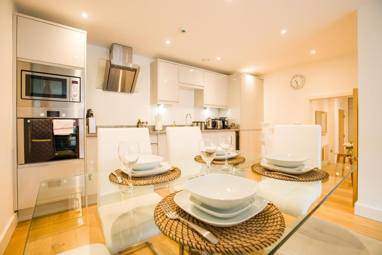 Urban Living'S ~ King Edward Luxury Apartments In The Heart Of ווינדזור מראה חיצוני תמונה