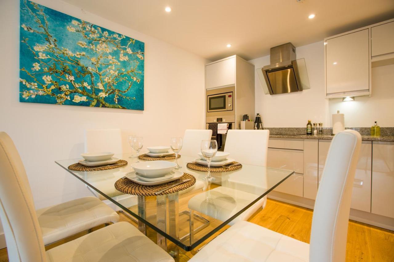 Urban Living'S ~ King Edward Luxury Apartments In The Heart Of ווינדזור מראה חיצוני תמונה